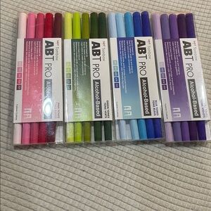 Tombow ABT Pro Alcohol Based Markers Blue Green Pink and Purple total of 20